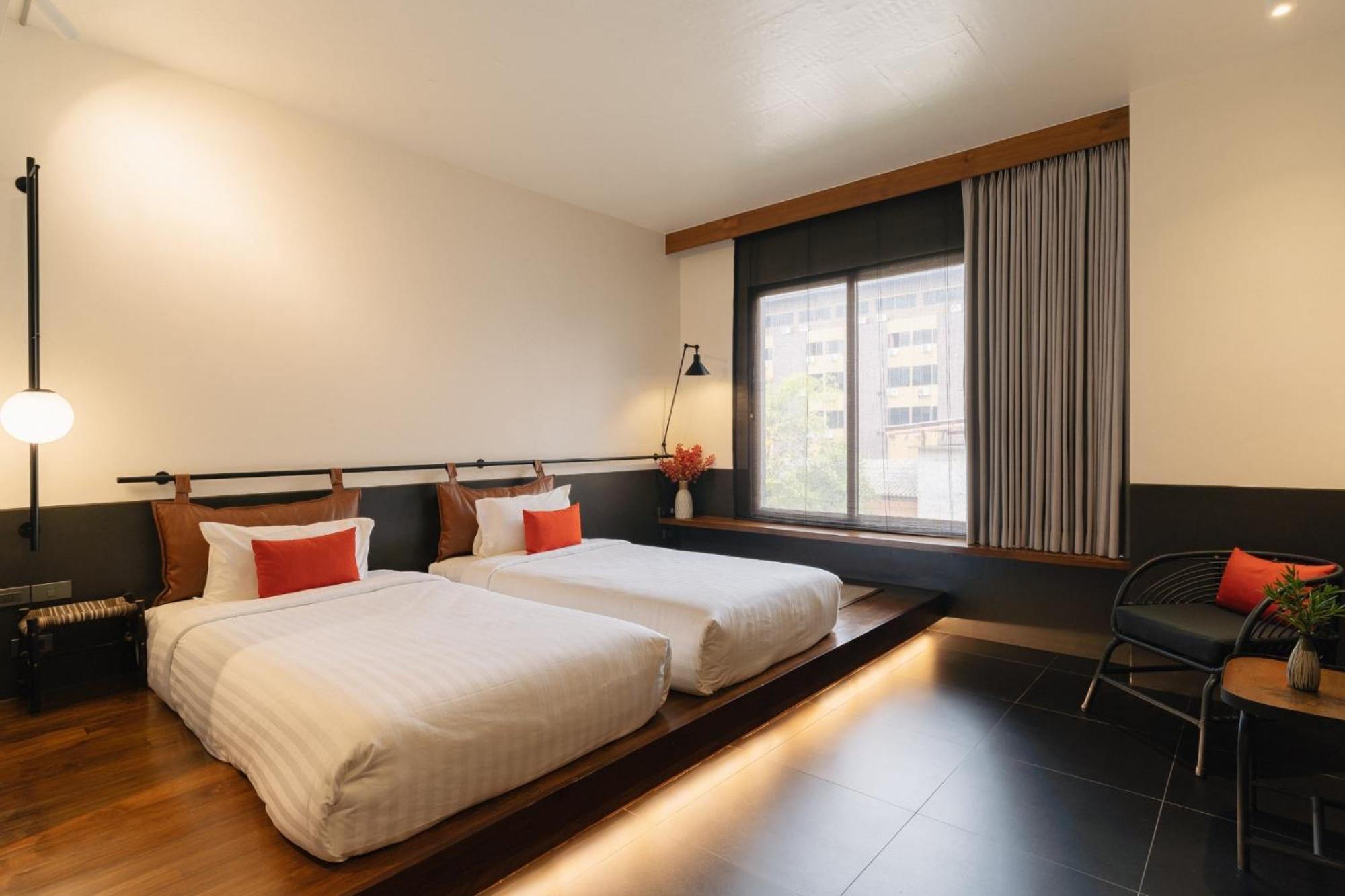 Hotel Loy Чиангмай Экстерьер фото