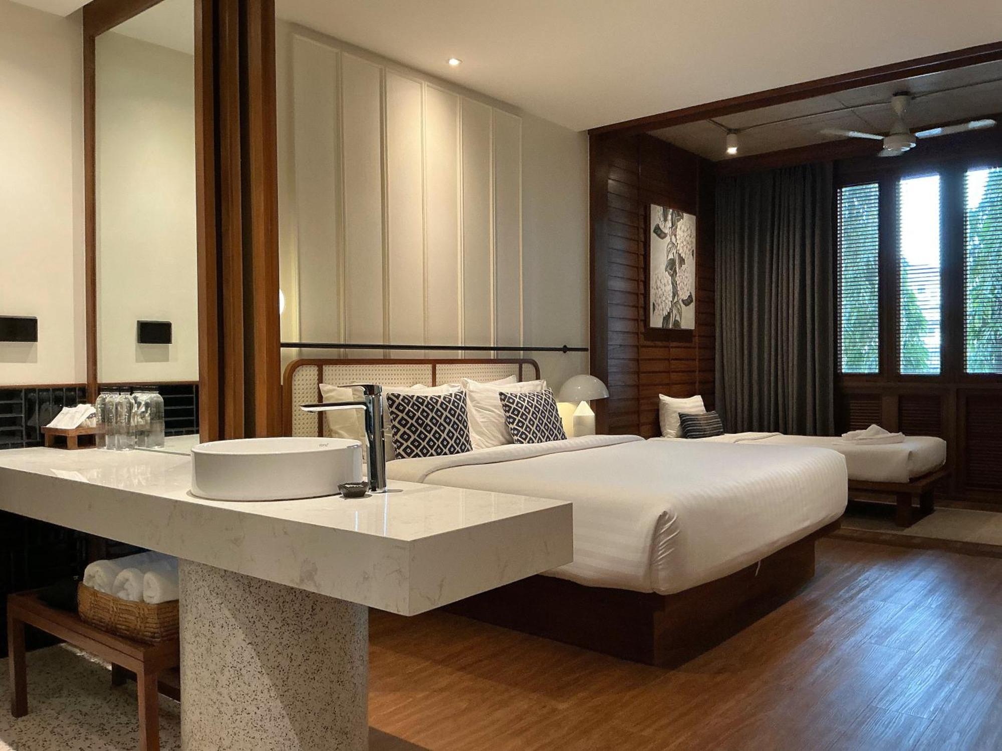 Hotel Loy Чиангмай Экстерьер фото